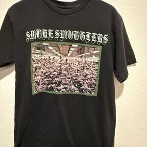Smoke smugglers Graphic tee size M